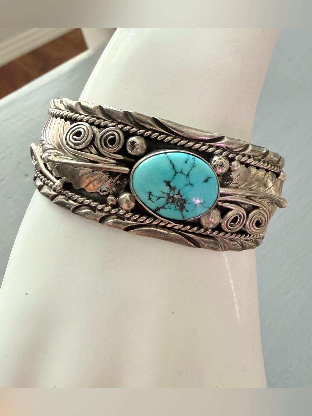 Native Artist 925 Sterling Silver Thick Turquoise Statement Cuff Bracelet